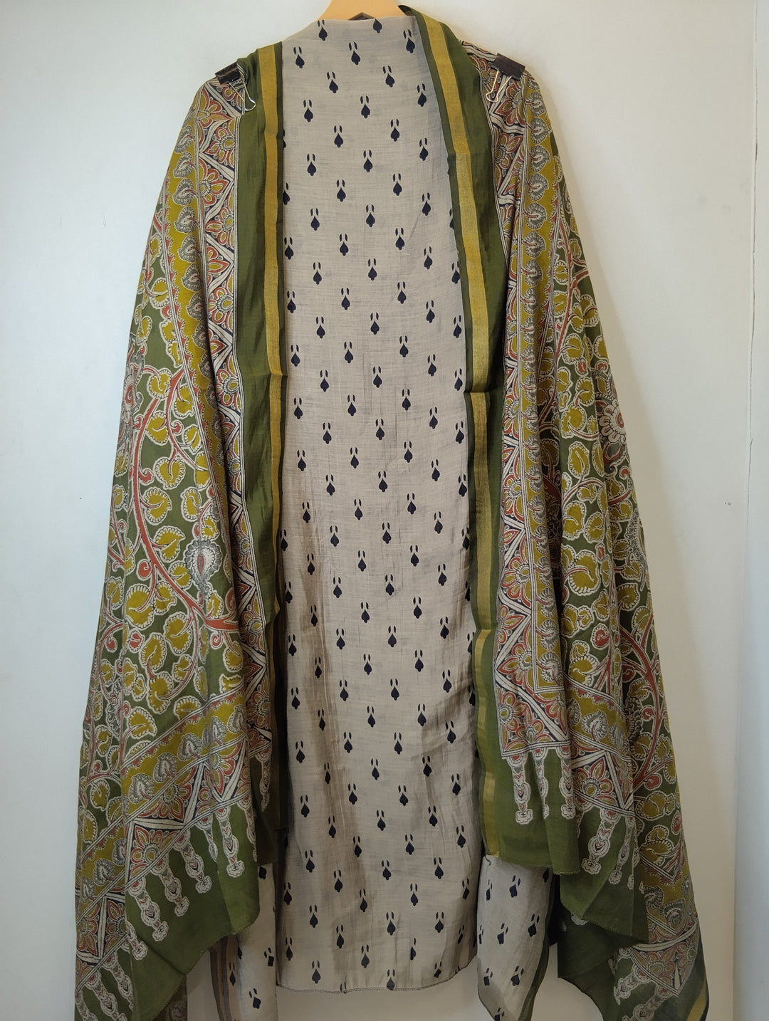 Green Maheshwari Printed Unstitched Suit Set