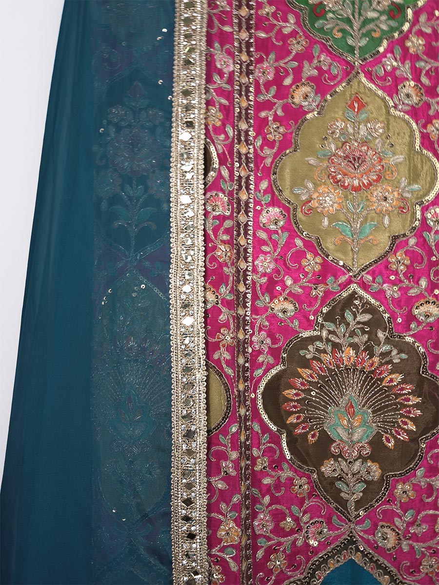 Meherbaan Aab (Sea Green)