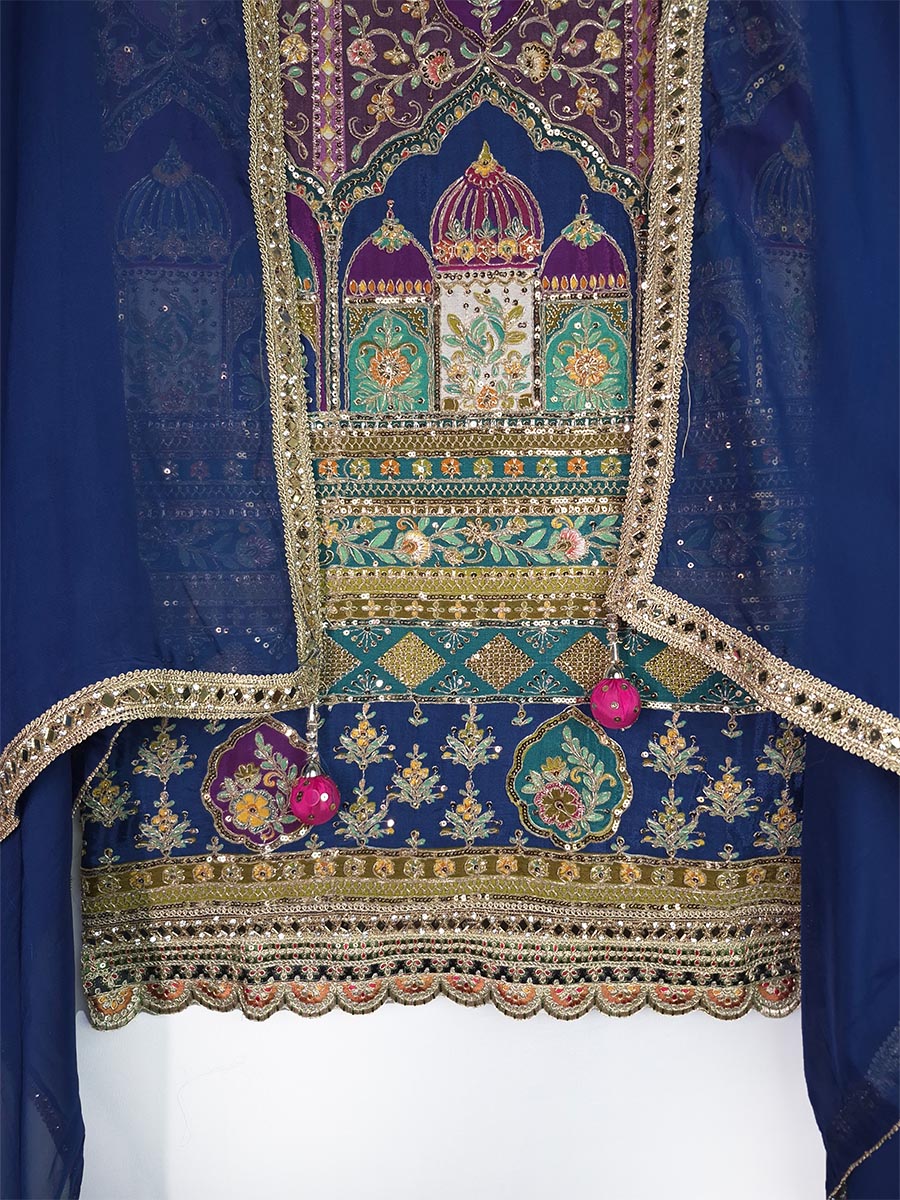 Gulabi Noor