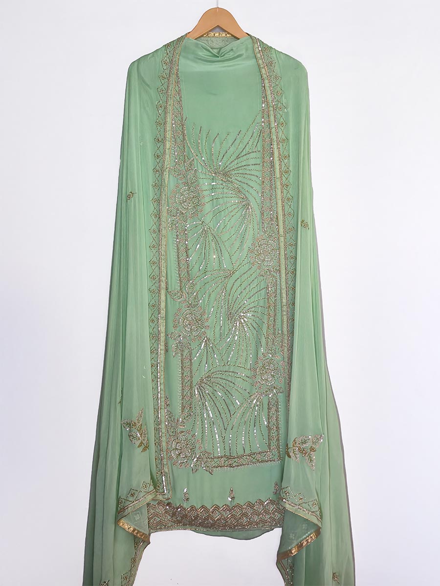 Hara Mehtab – Pure Crepe Suit