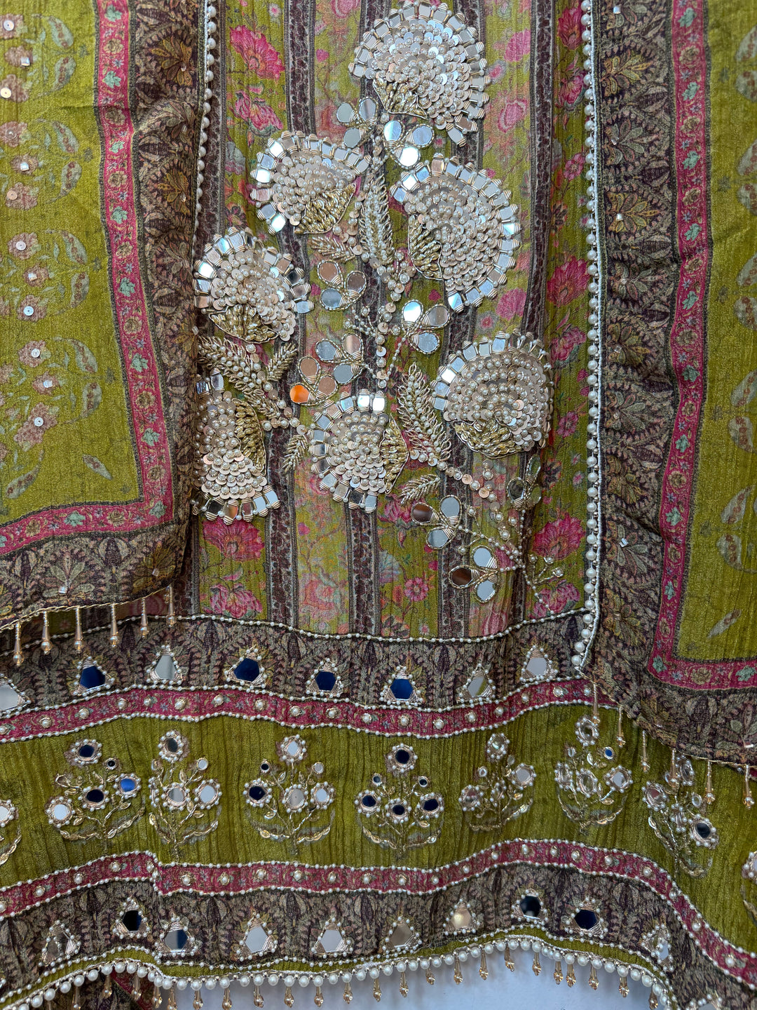 Zerina – Mehandi Green Crushed Tissue Mirror &amp; Dabka Suit
