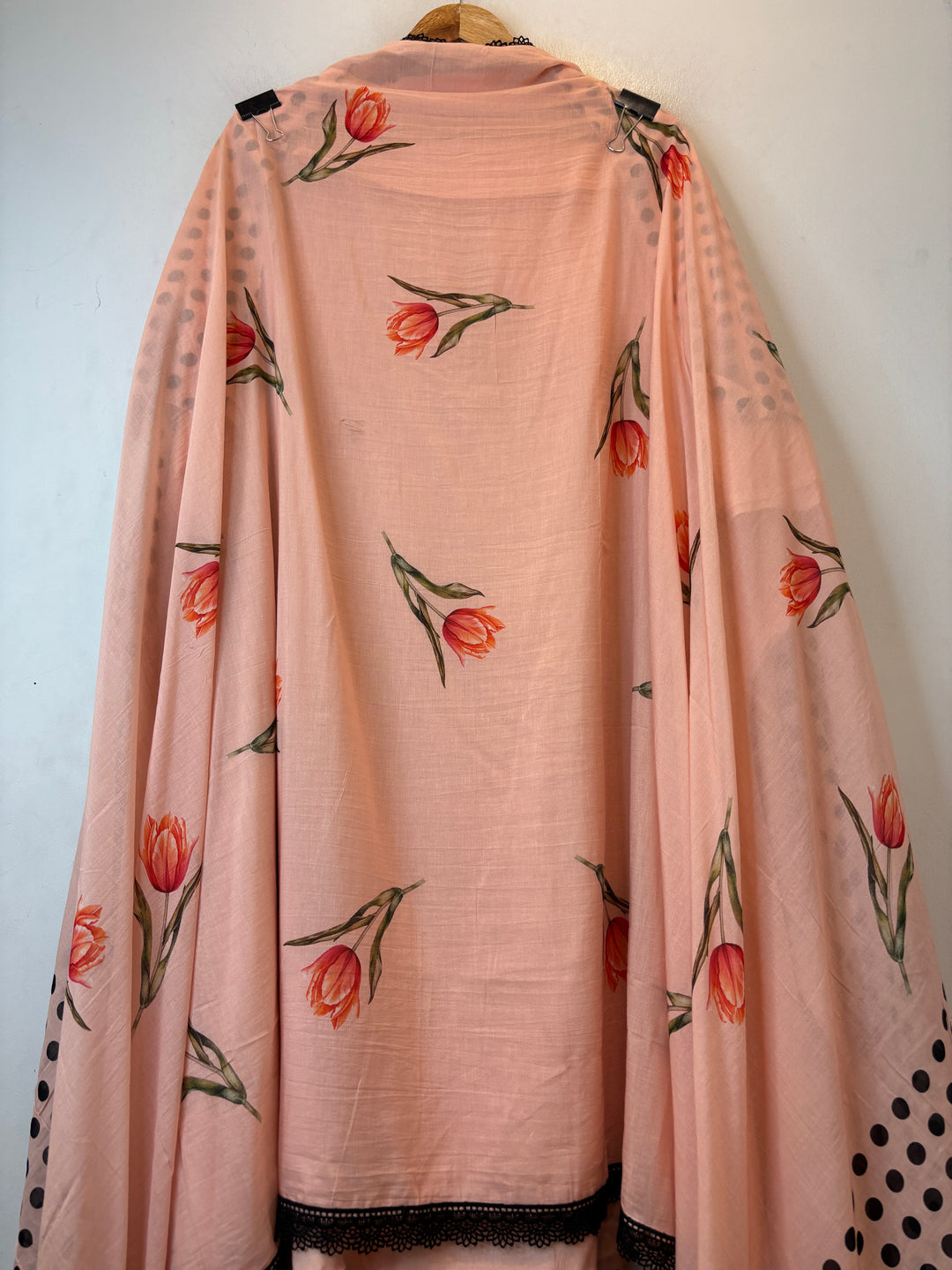Zivara – Peach Mul Cotton Printed Unstitched Suit