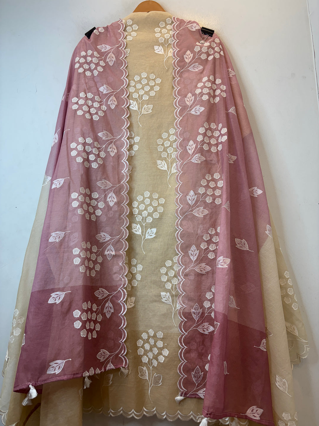 Zivara – Beigh with Pink Mul Chanderi Ombre Appliqué Work Unstitched Suit
