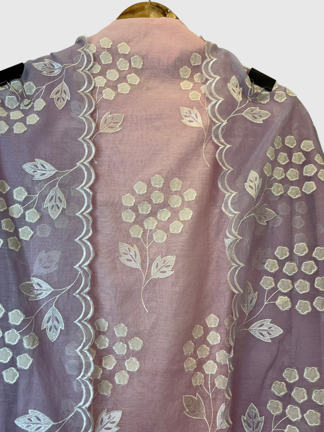 Zivara – Pink with Purple Mul Chanderi Ombre Appliqué Work Unstitched Suit