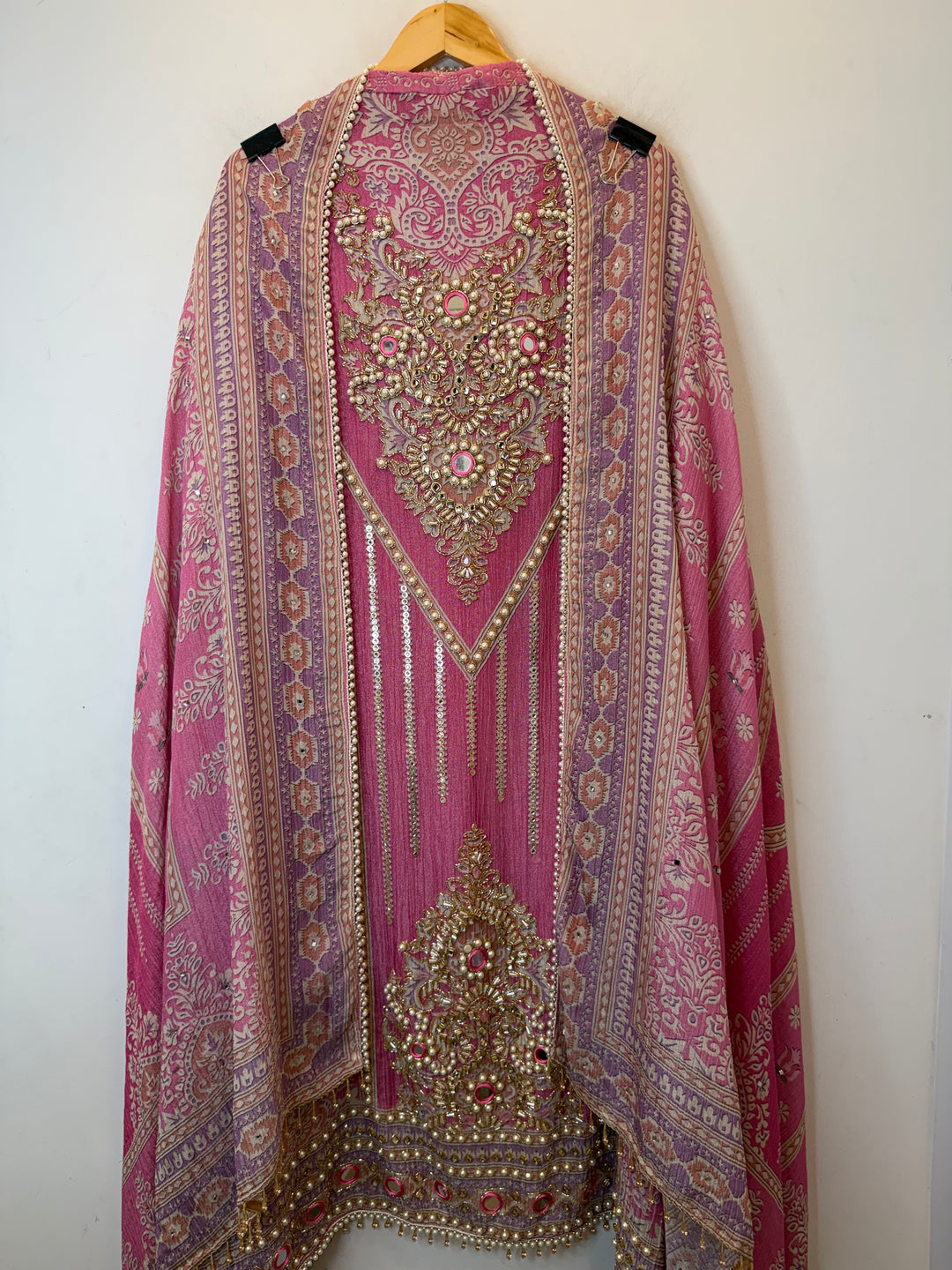 Zarielle – Crushed Tissue Kundan Mirror Suit