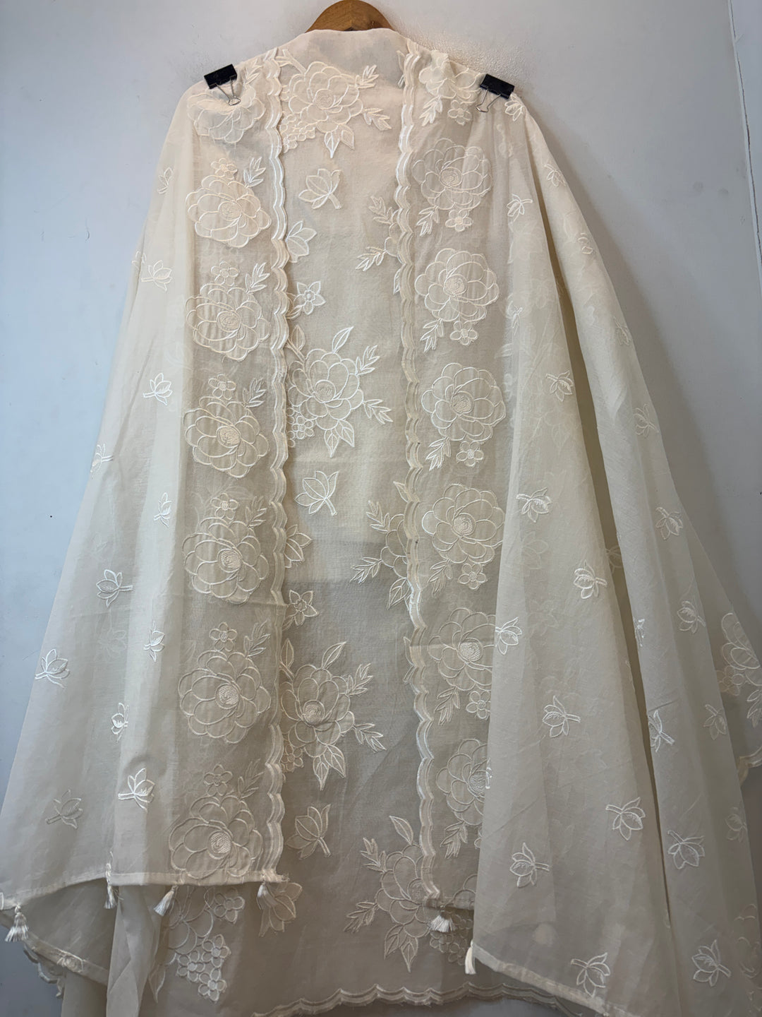 Chanderi Embroidered Appliqué Unstitched Suit DBPX02