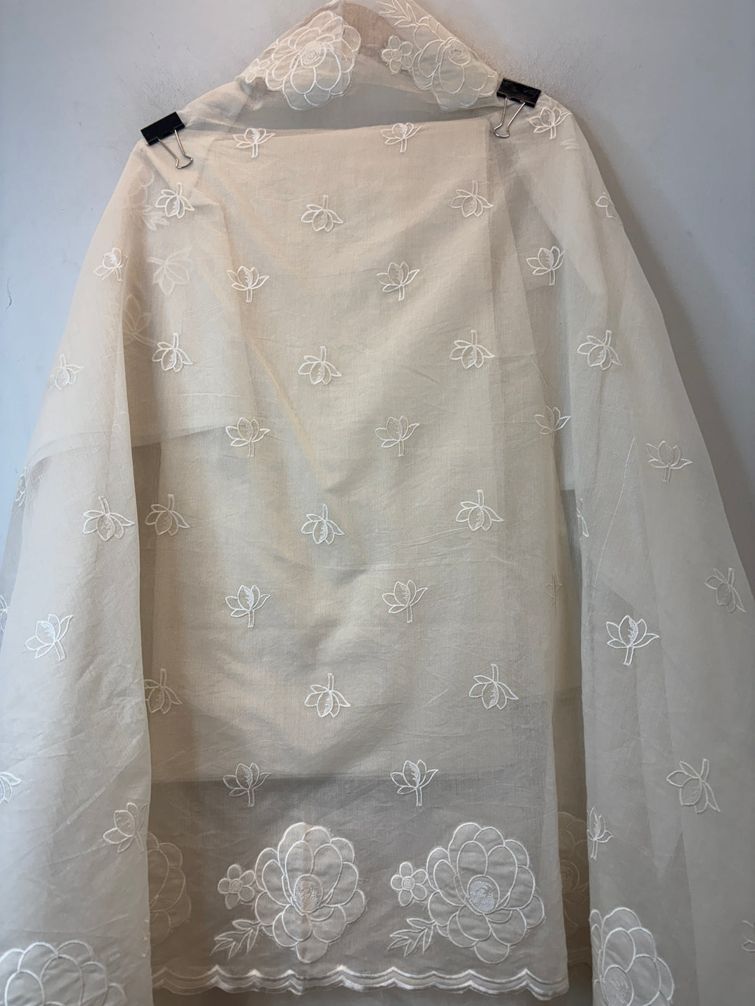 Chanderi Embroidered Appliqué Unstitched Suit DBPX02