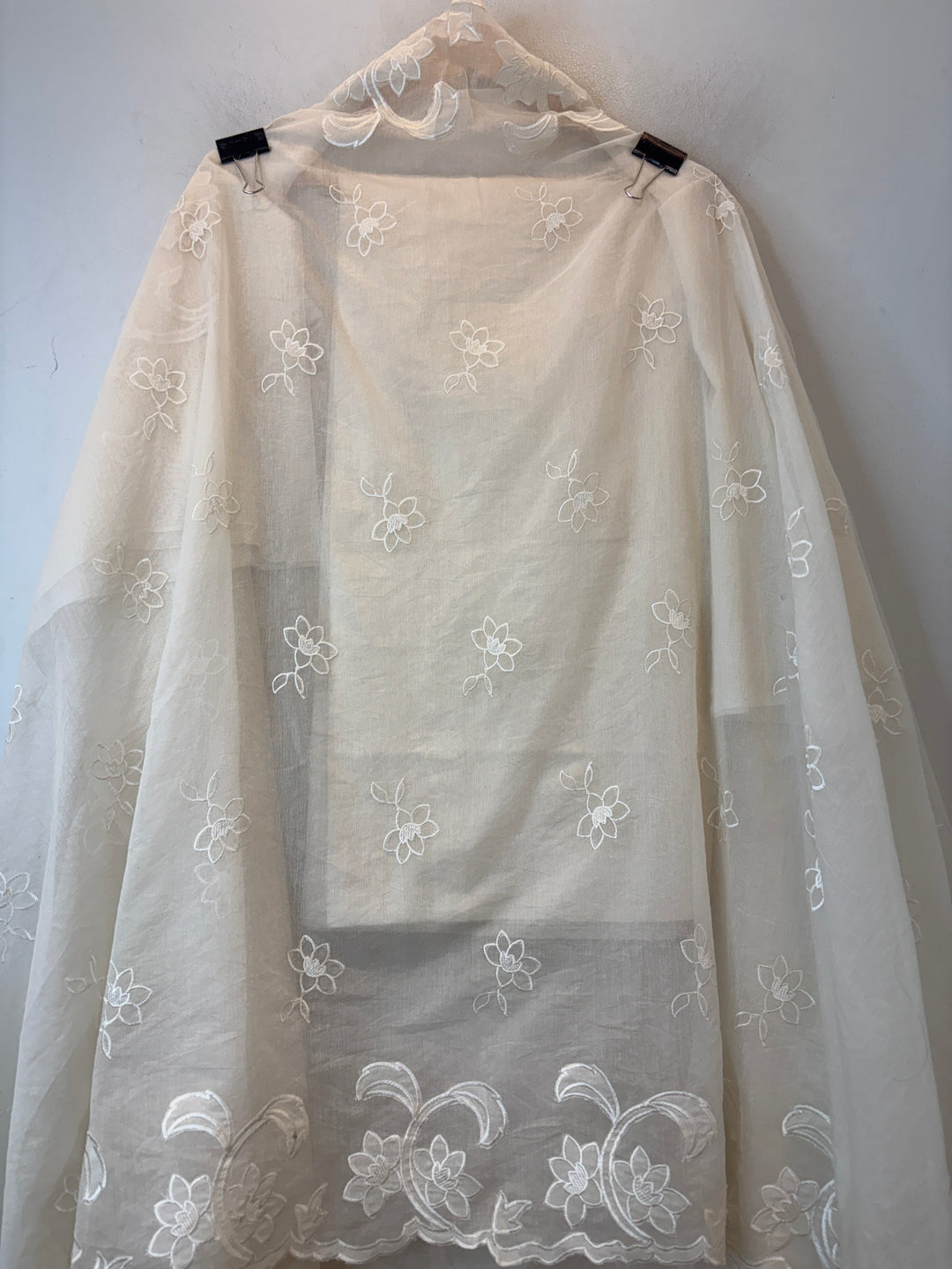 Chanderi Embroidered Appliqué Unstitched Suit DBPX03