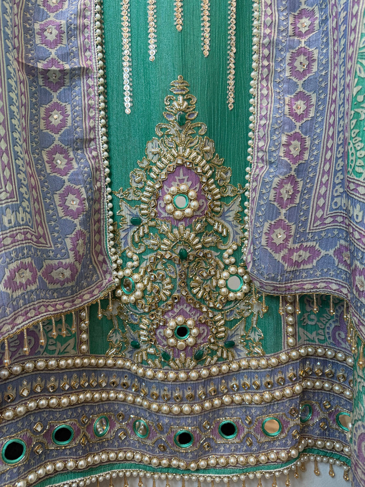 Zarielle – Crushed Tissue Kundan Mirror Suit