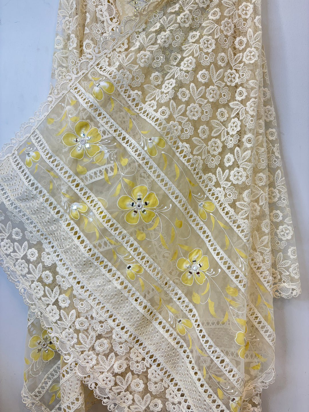 Noor-E-Haya – Mul Cotton Suit with Mirror Work