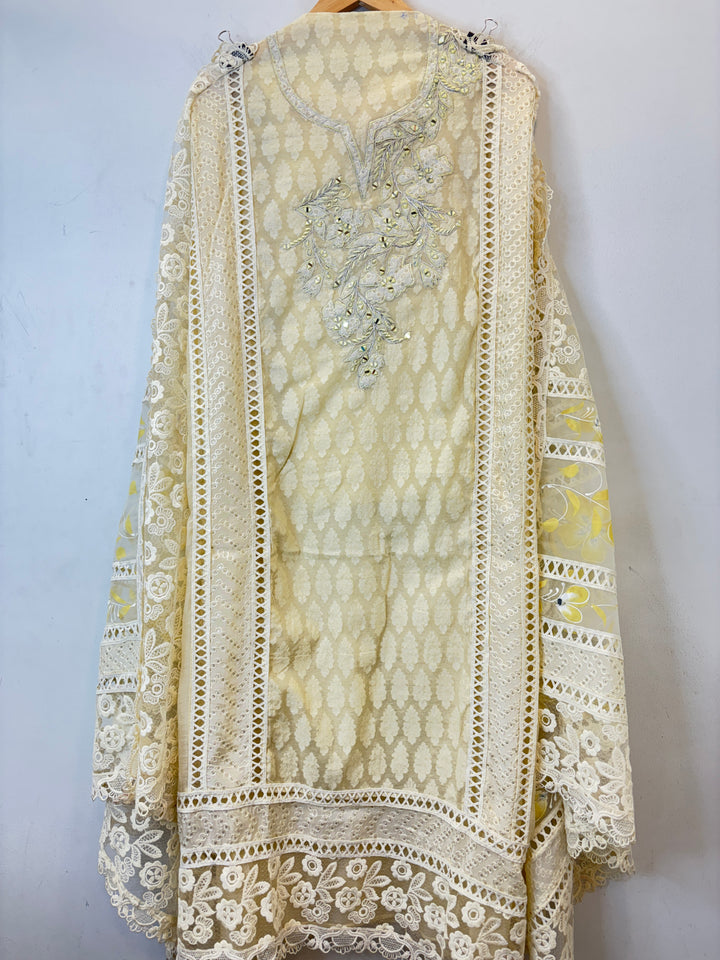 Noor-E-Haya – Mul Cotton Suit with Mirror Work