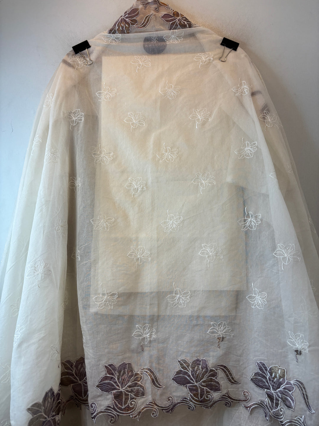 Mul Chanderi Embroidered Tissue Appliqué Unstitched Suit DBPR6