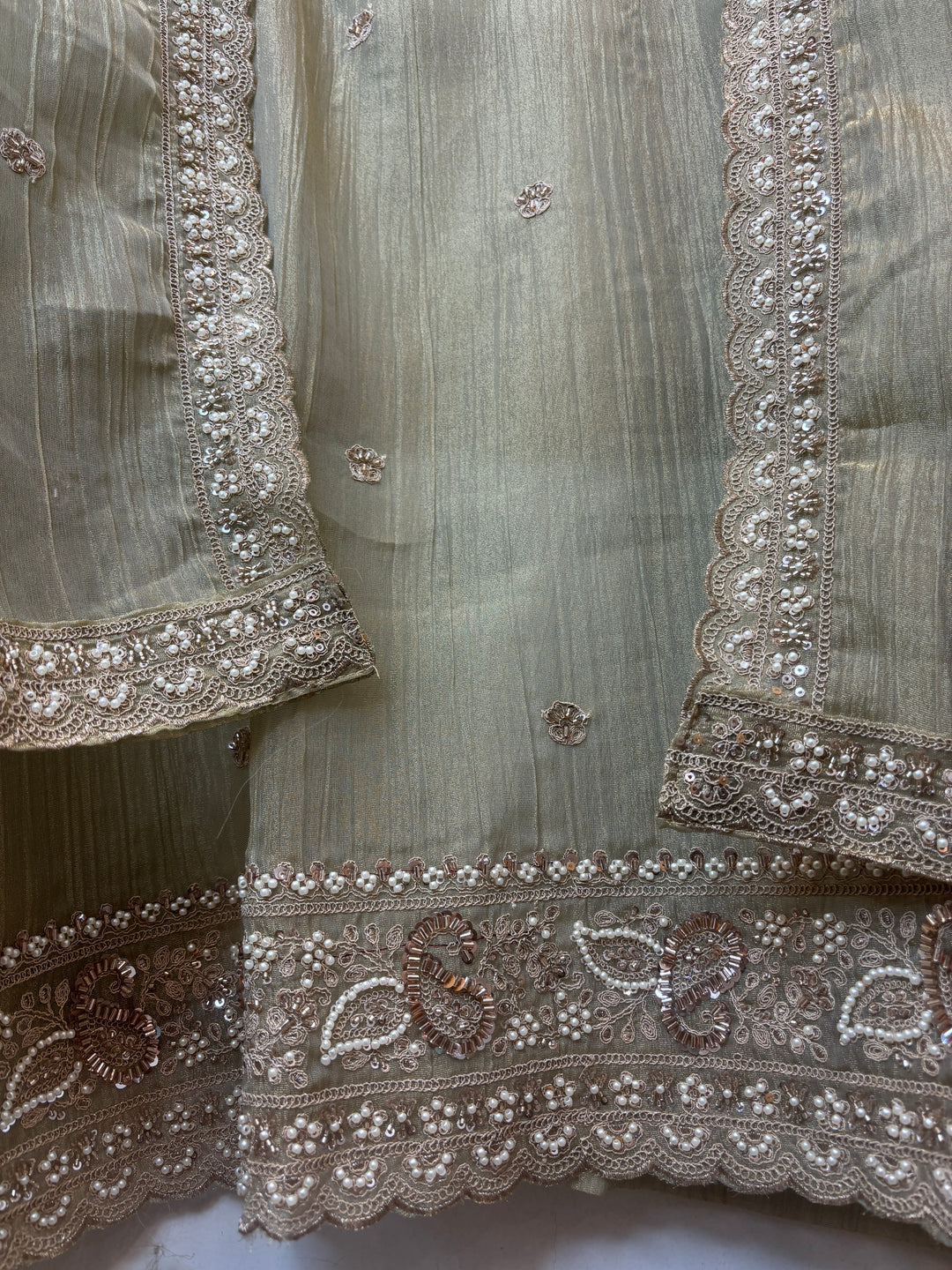 Crush Tissue Embellished Unstitched Suit DBPT04