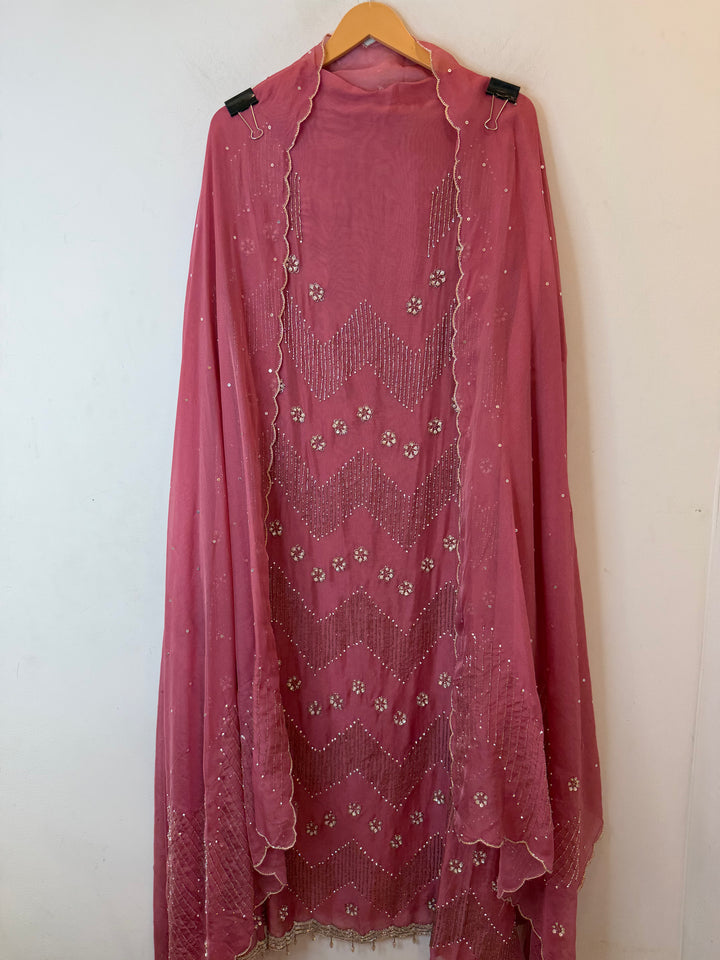 Zarvielle – Pink Tissue Burberry Pearl Handwork Suit