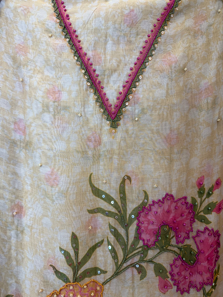 Mehvish – Yellow Mul Cotton Digital Handwork Suit