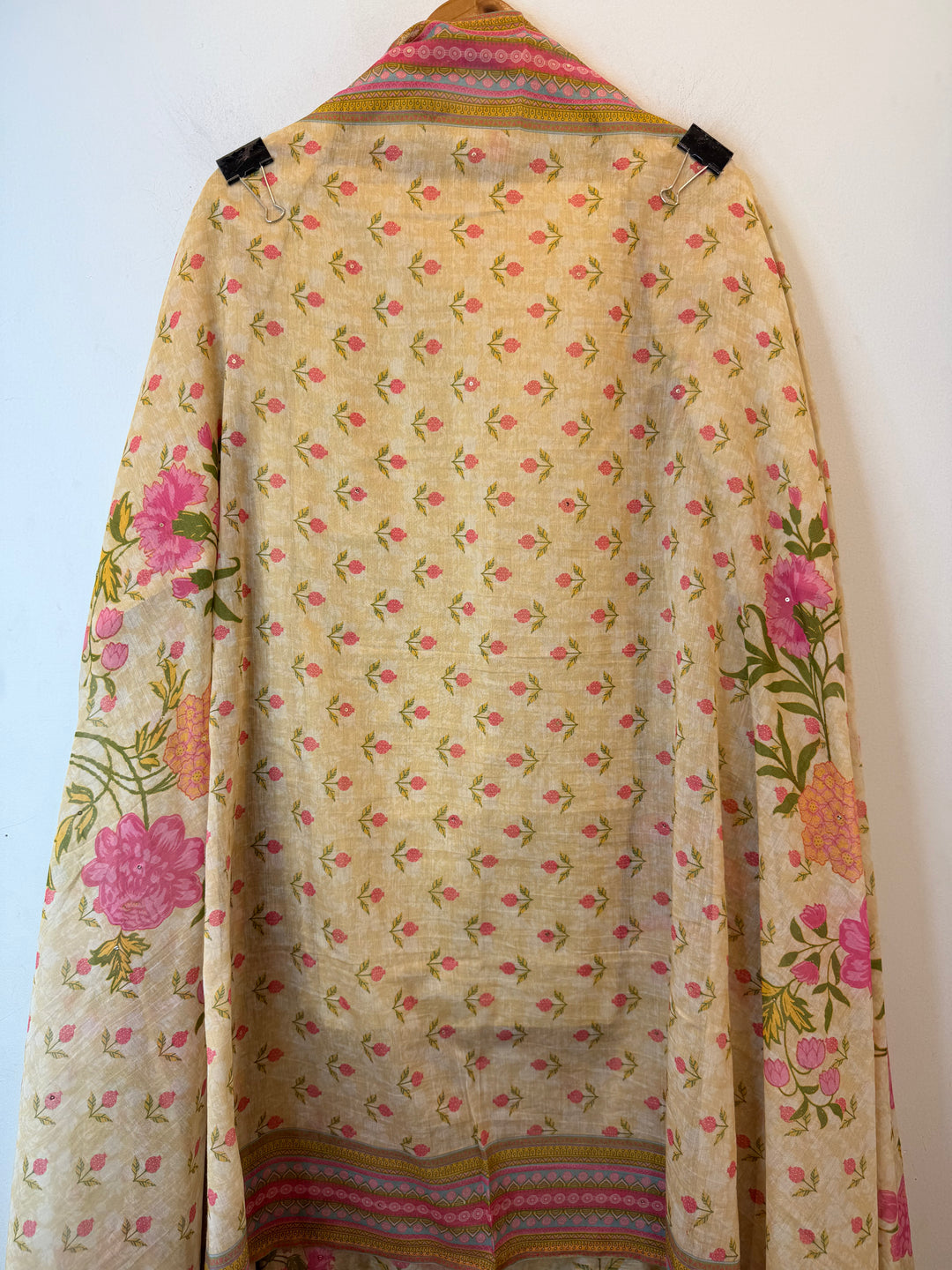 Mehvish – Yellow Mul Cotton Digital Handwork Suit