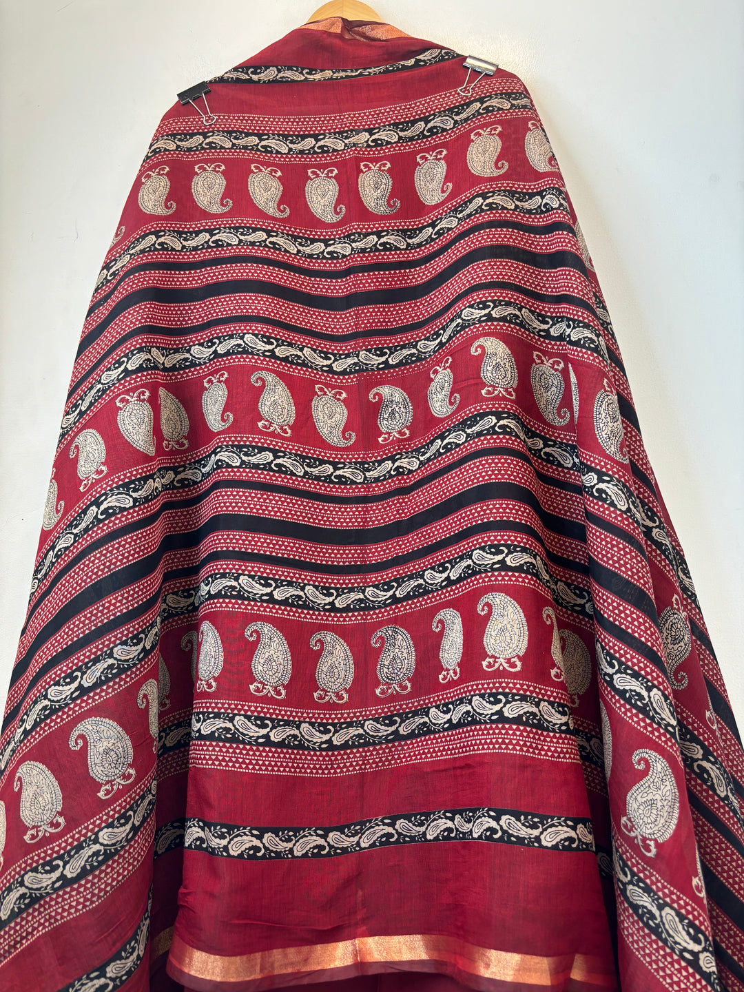 Maroon Maheshwari Paisley Print Unstitched Suit