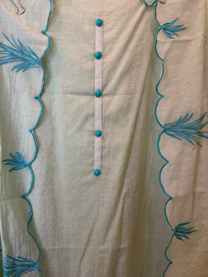 Zariyaana – Green Mul Cotton Cutwork Suit