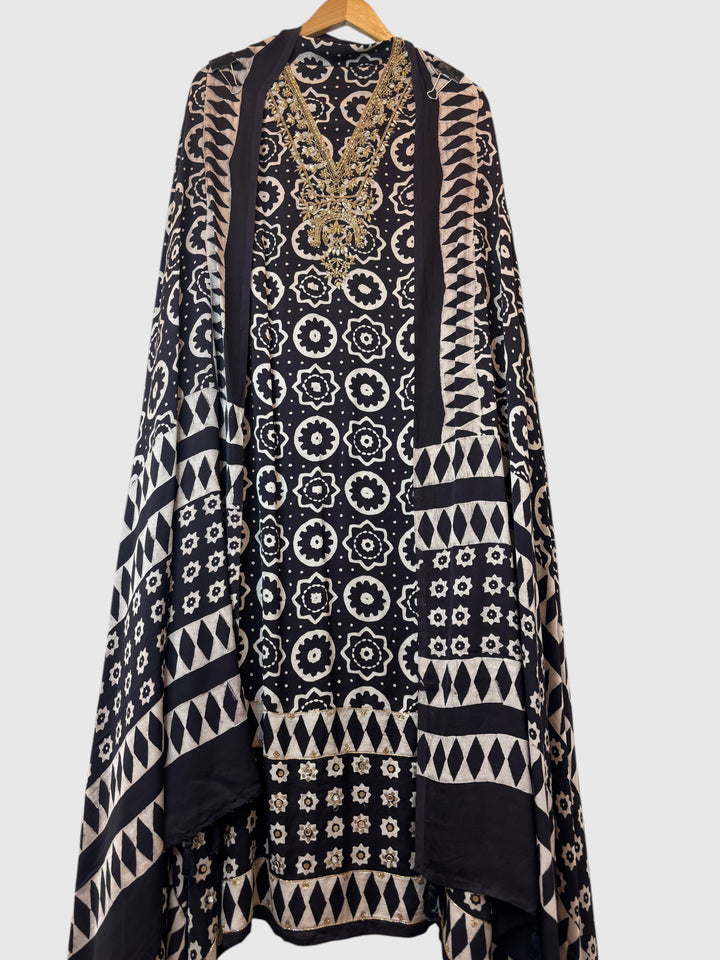 Aariz – Black Modal Ajrakh Handblock Suit