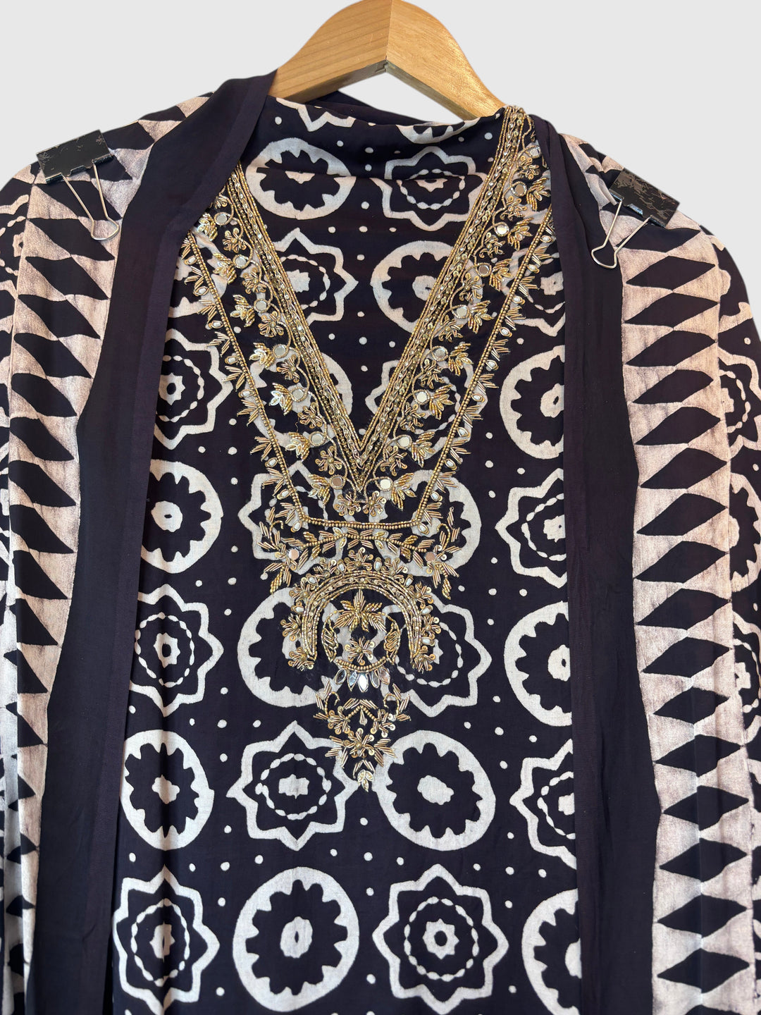 Aariz – Black Modal Ajrakh Handblock Suit