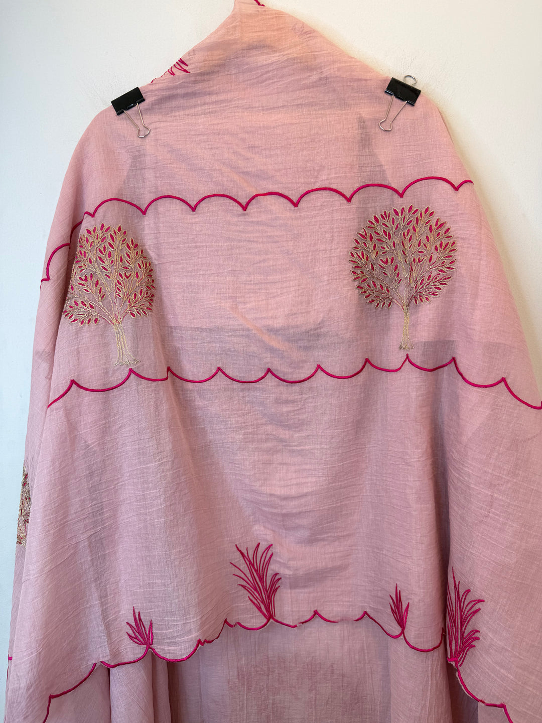 Zariyaana – Pink Mul Cotton Cutwork Suit