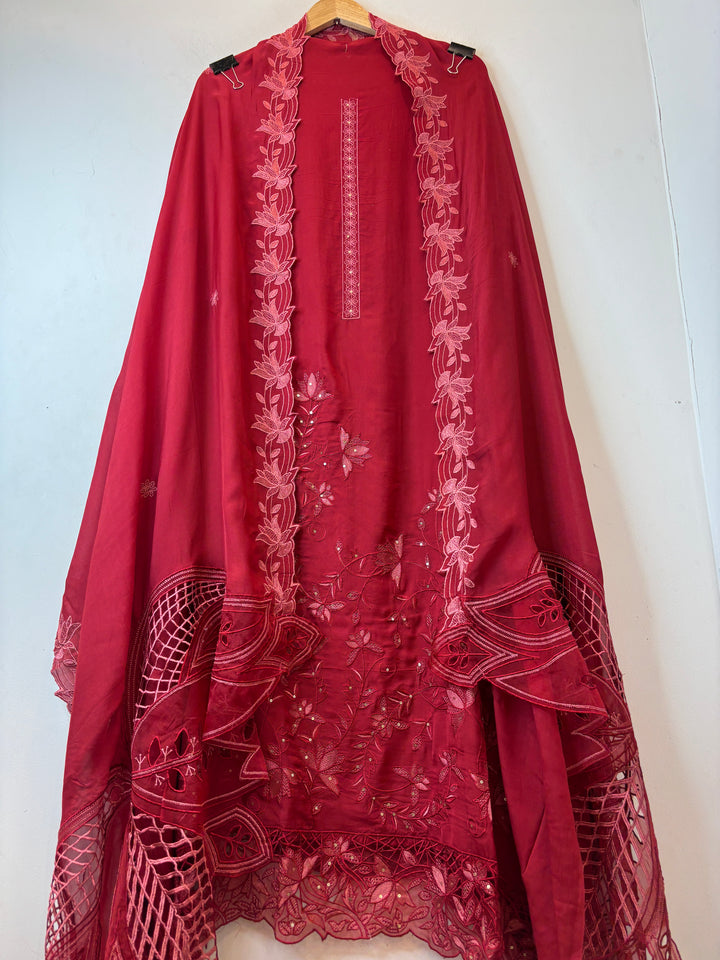 Noorina – Reddish Maroon Twill Organza Embroidered Suit