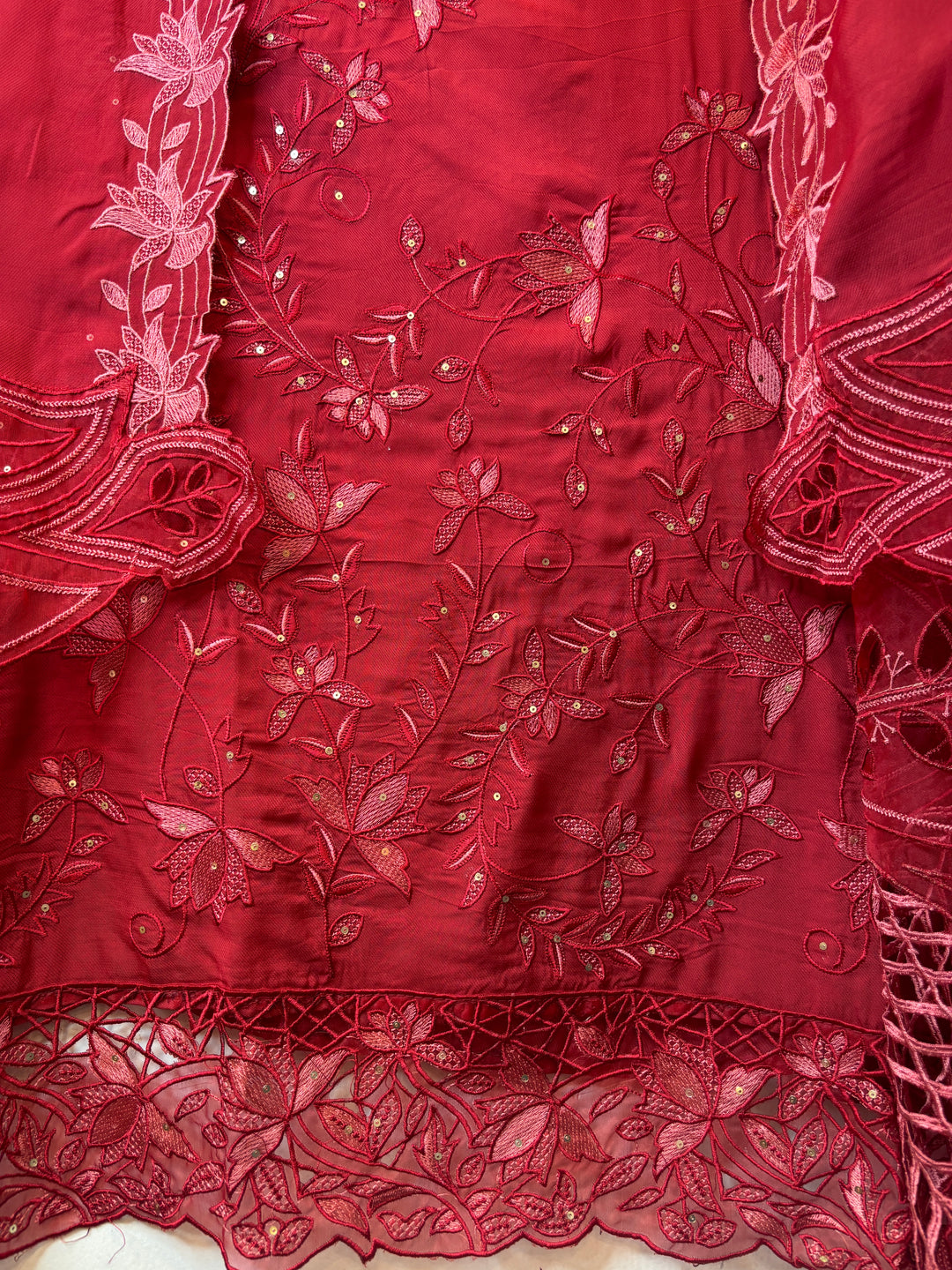 Noorina – Reddish Maroon Twill Organza Embroidered Suit
