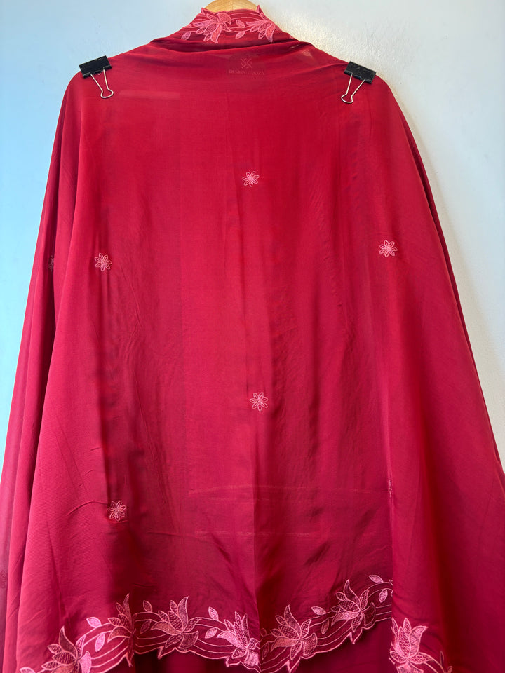 Noorina – Reddish Maroon Twill Organza Embroidered Suit
