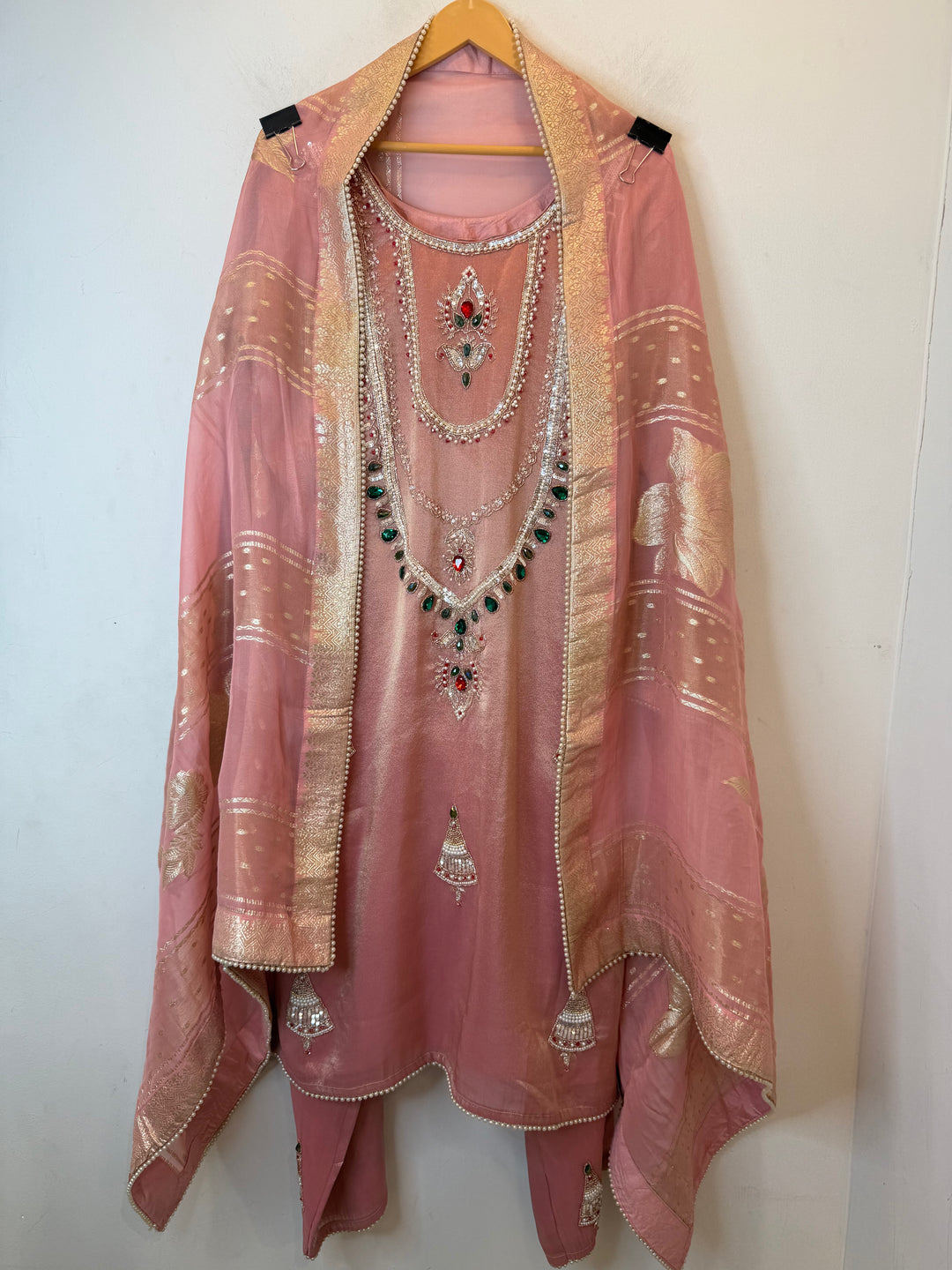 Jhumara – Pink Stitched Tissue Festive Set