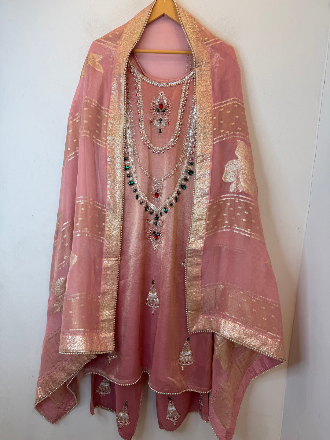 Jhumara – Pink Stitched Tissue Festive Set