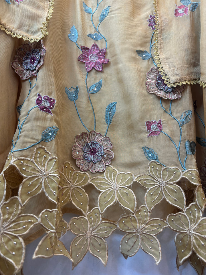 Zariya – Mustard Yellow Twill Organza Floral Suit