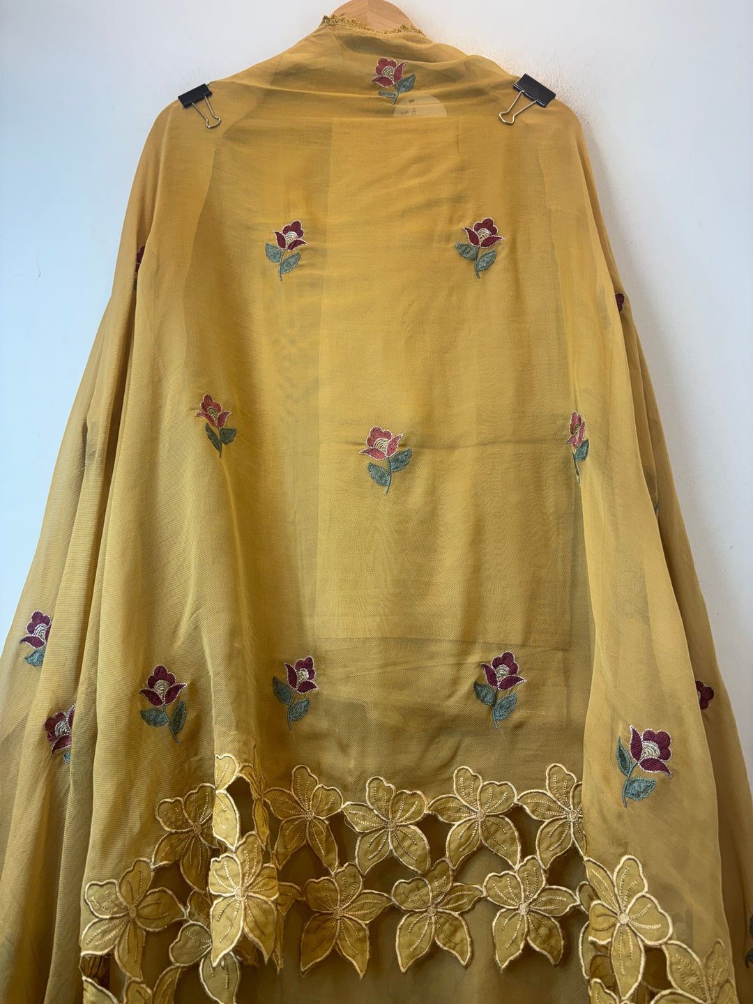 Zariya – Mustard Yellow Twill Organza Floral Suit