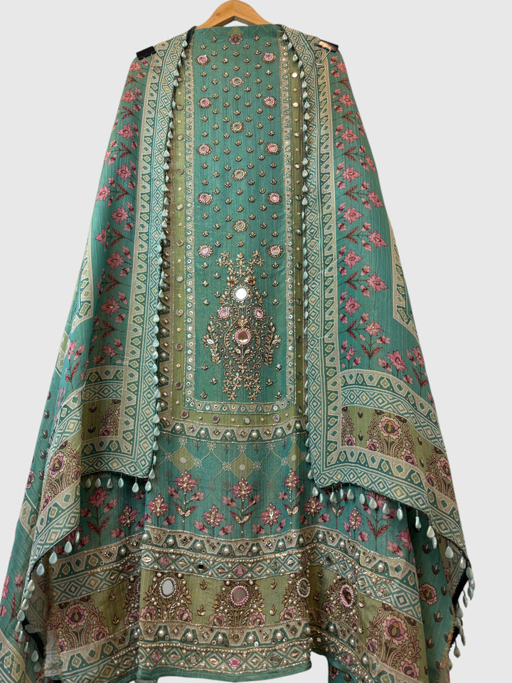 Zareva – Green Crushed Tissue Pearl Handwork Suit