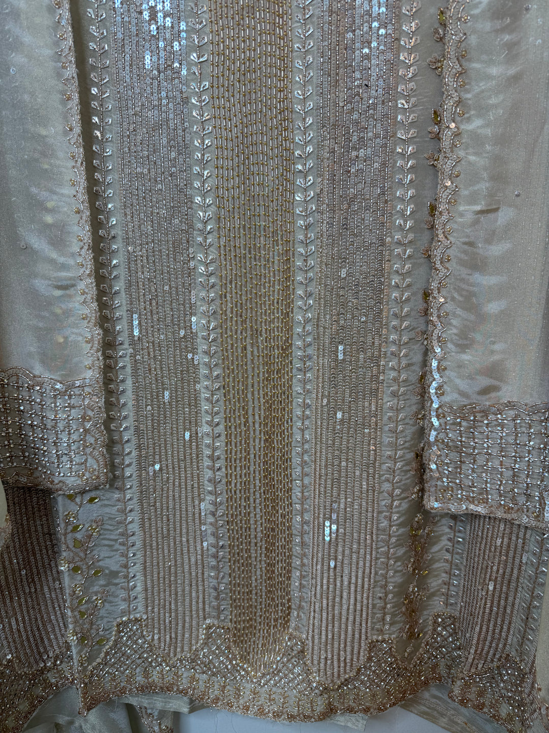 Zariellea – Tissue Shimmer Nalki Handwork Suit