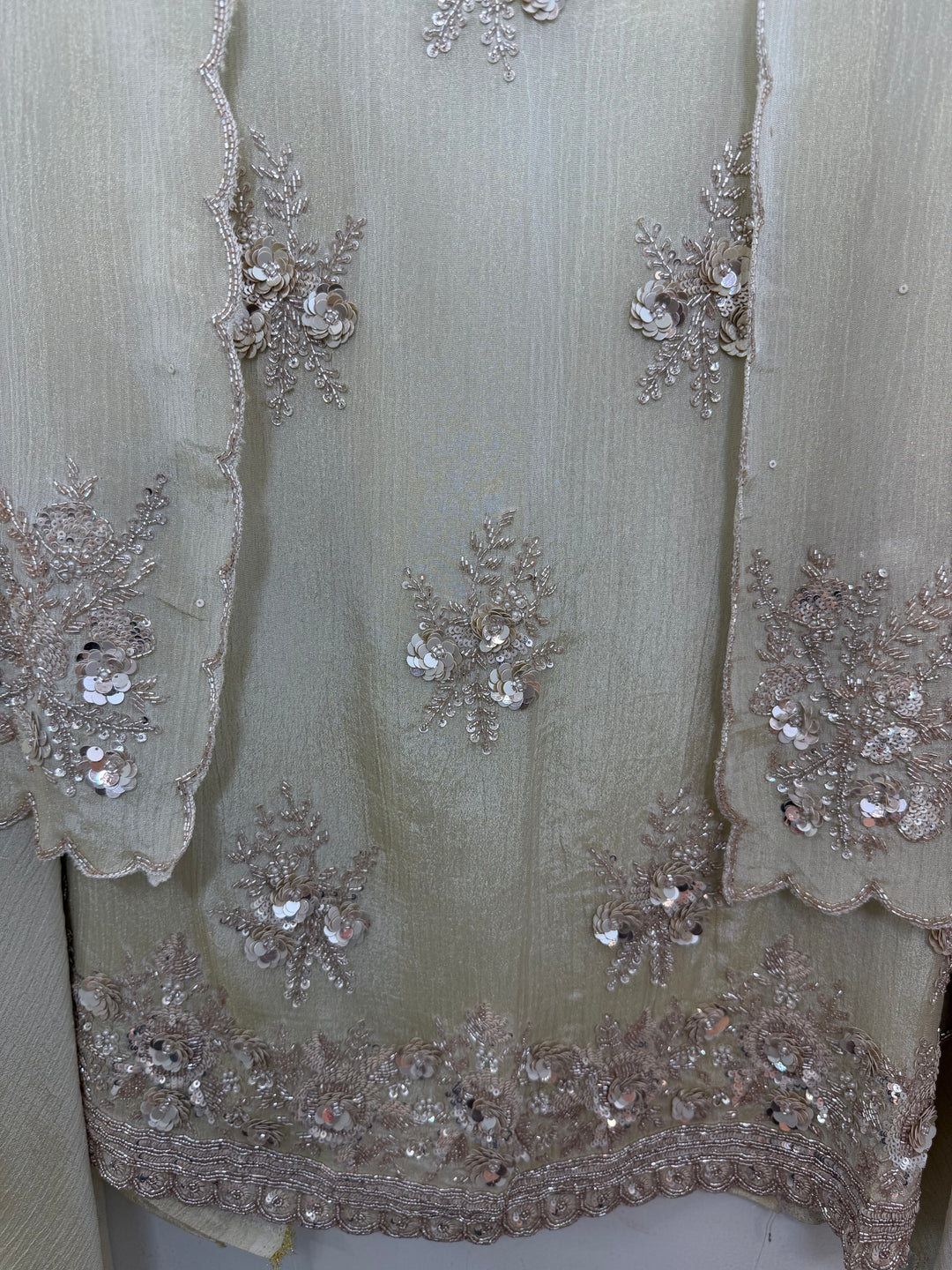 Florelle – Crushed Tissue 3D Handwork Suit
