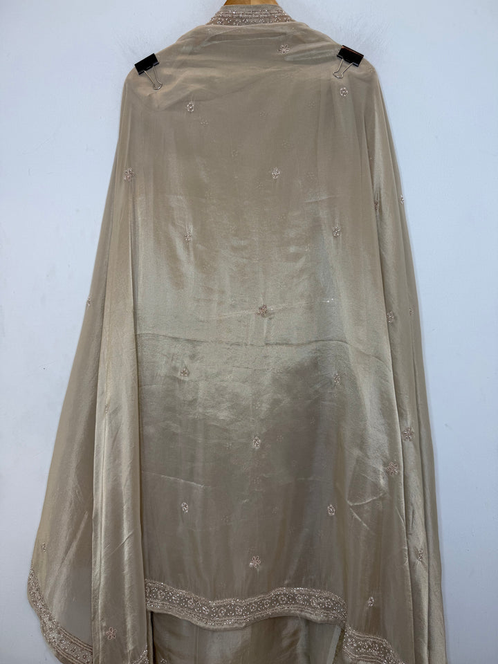 Zareena – Tissue Dabka Pearl Handwork Suit