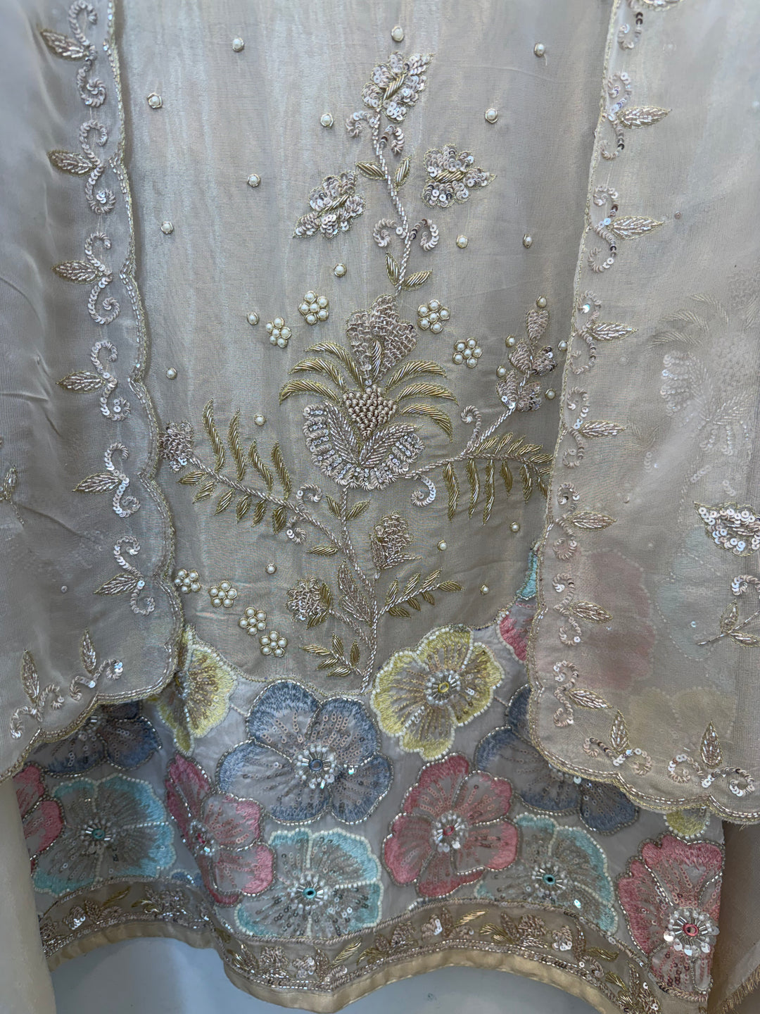 Zehvara – Tissue Pearl Dabka Suit