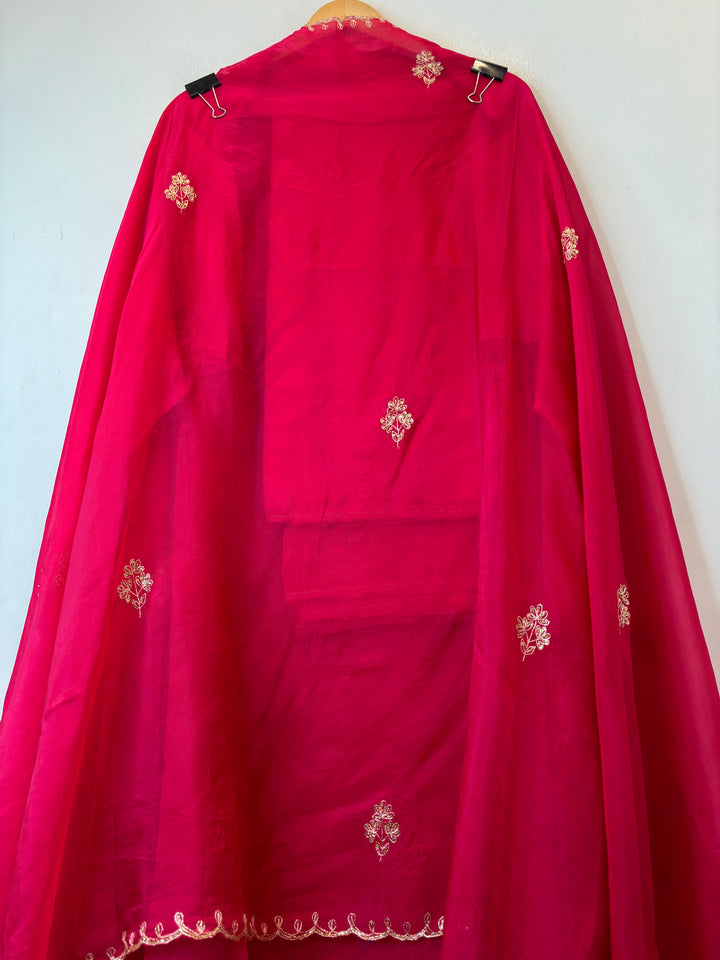 Zarina – Rani Pink Handcrafted Organza Luxury Suit