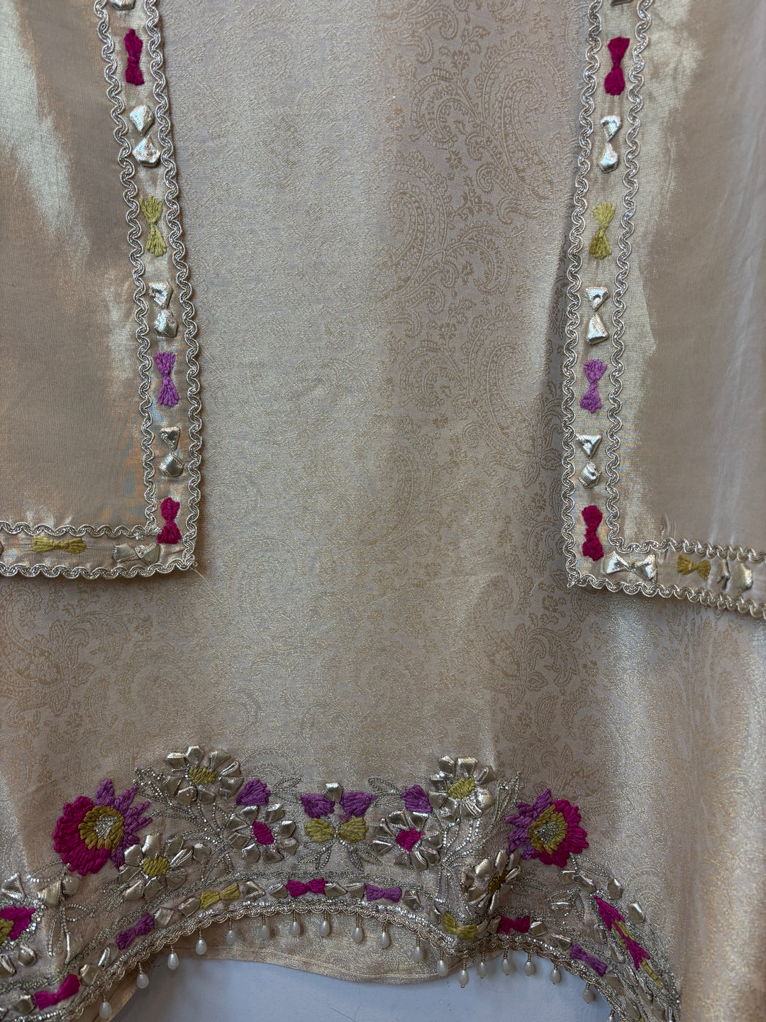 Aaliya – Tissue Brocade Zari Embroidered Suit DBPO201
