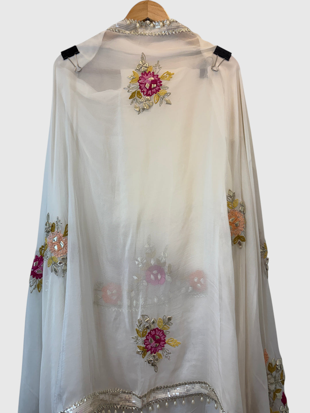 Afsana – Organza Zari Gotta Embellished Suit B20003