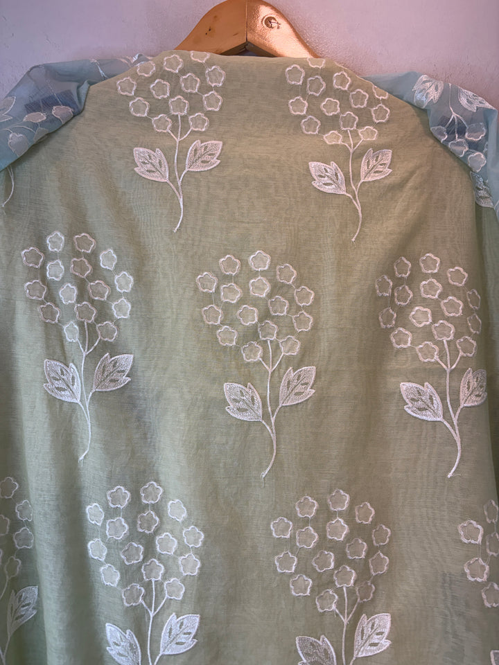 Zivara – Yellow with Blue Mul Chanderi Ombre Appliqué Work Unstitched Suit