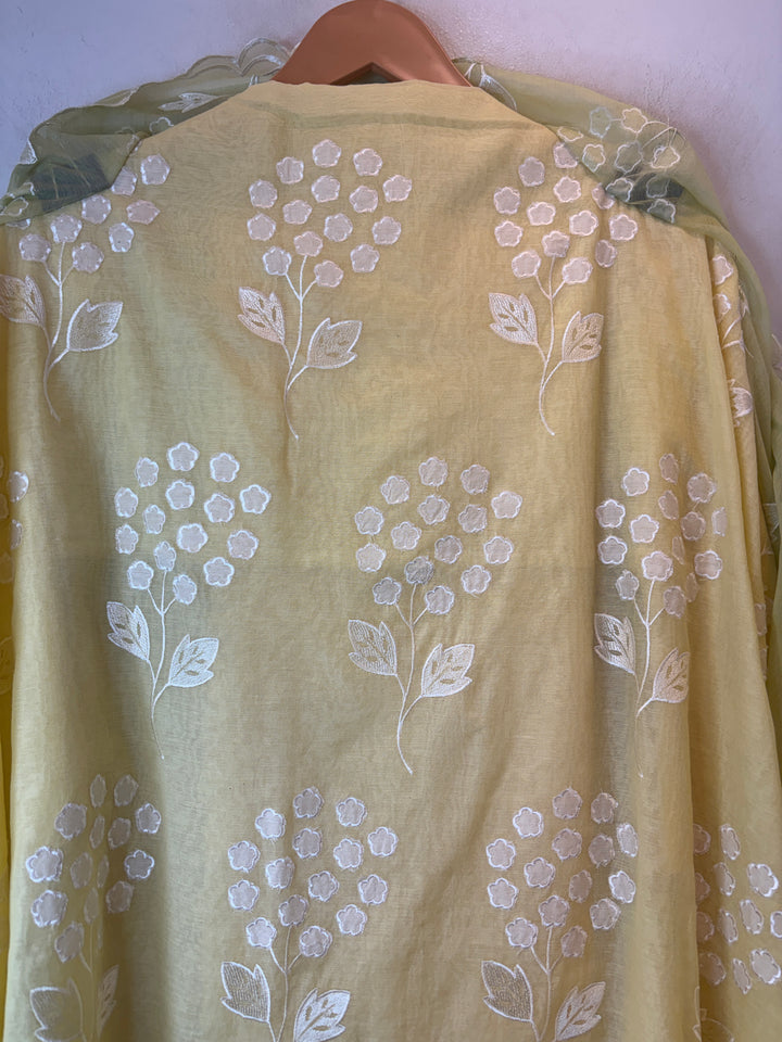 Zivara – Yellow Mul Chanderi Ombre Appliqué Work Unstitched Suit
