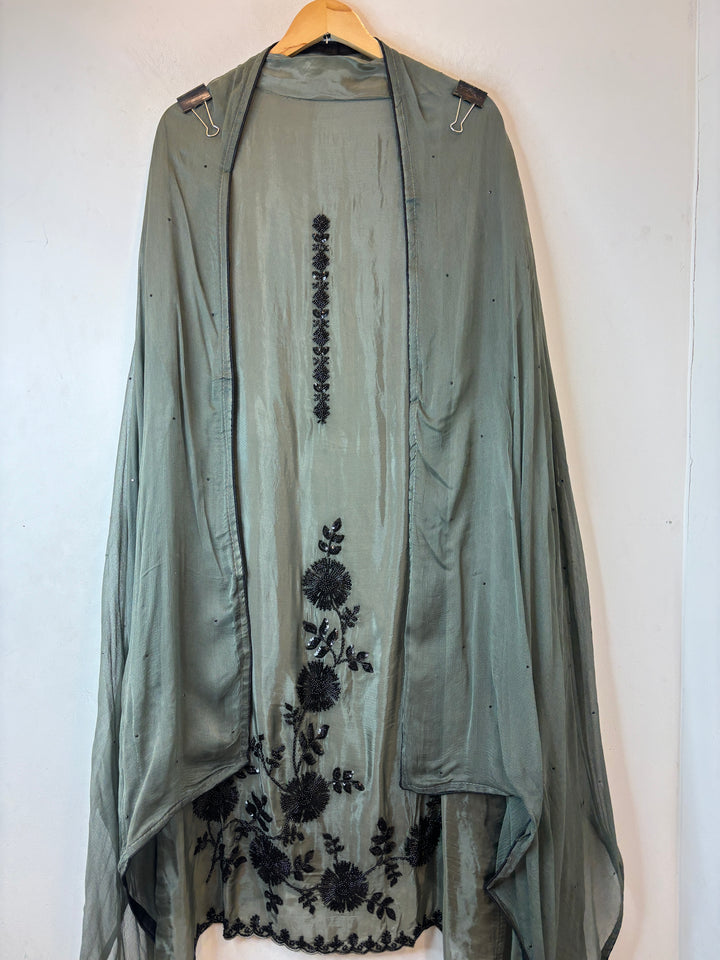 Aaira – Silk Organza Handwork Suit DBPN91003