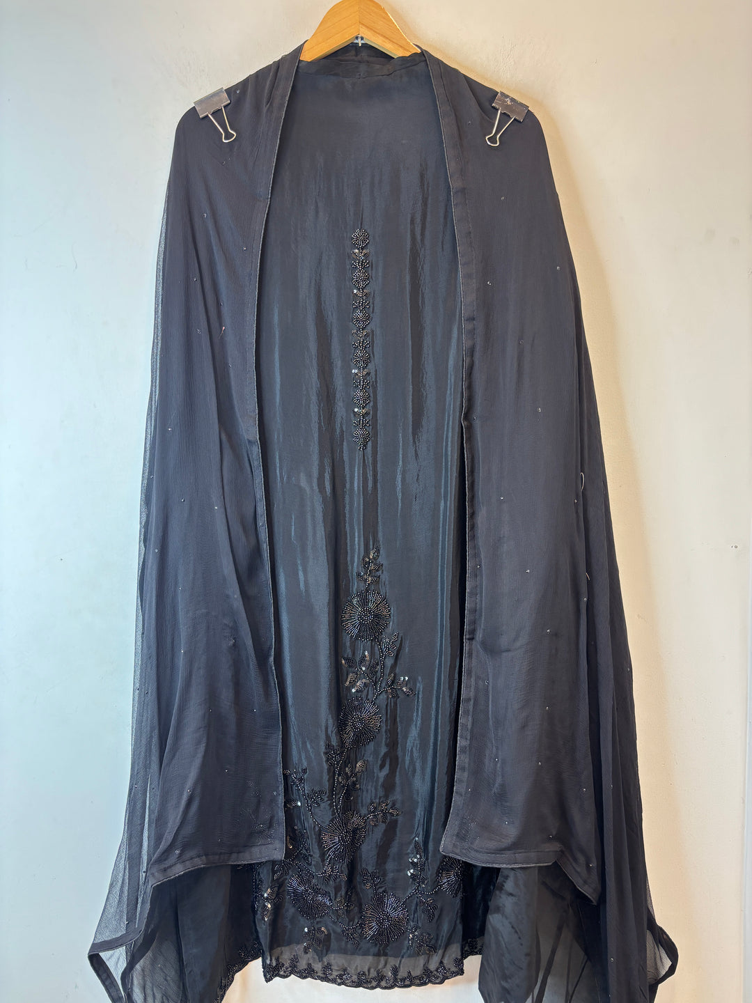 Aaira – Silk Organza Handwork Suit DBPN91001