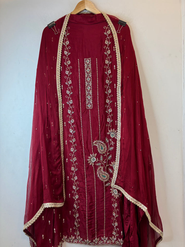 Aaira – Silk Organza Handwork Suit DBPF803