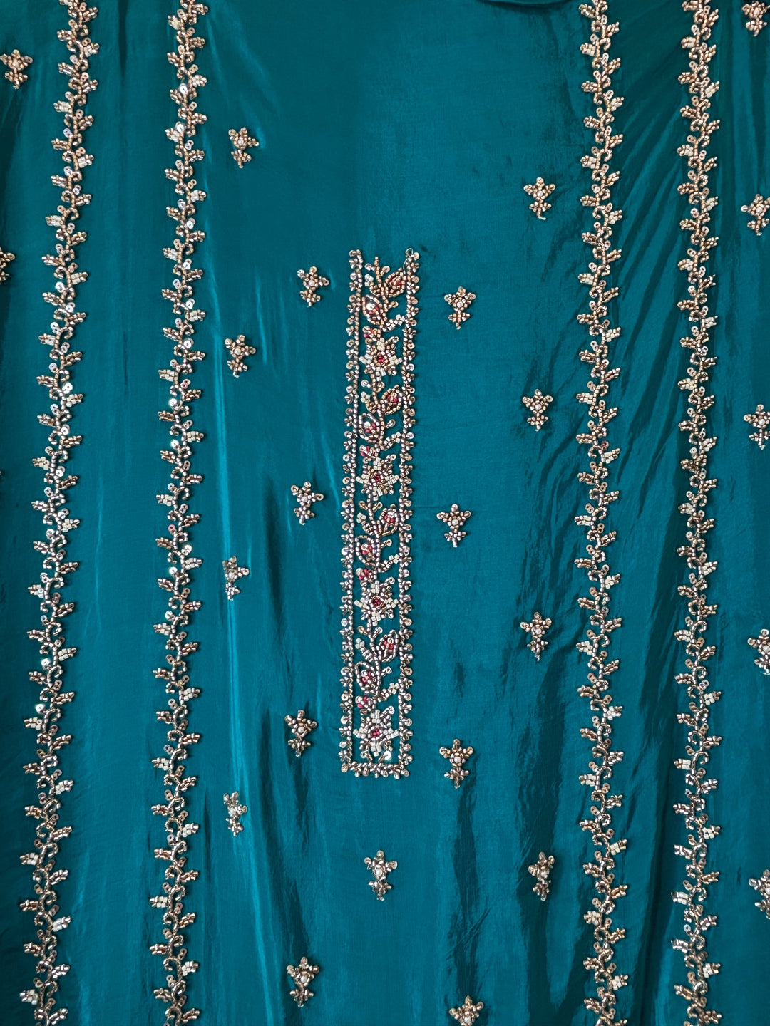 Aaira – Blue Silk Organza Handwork Suit