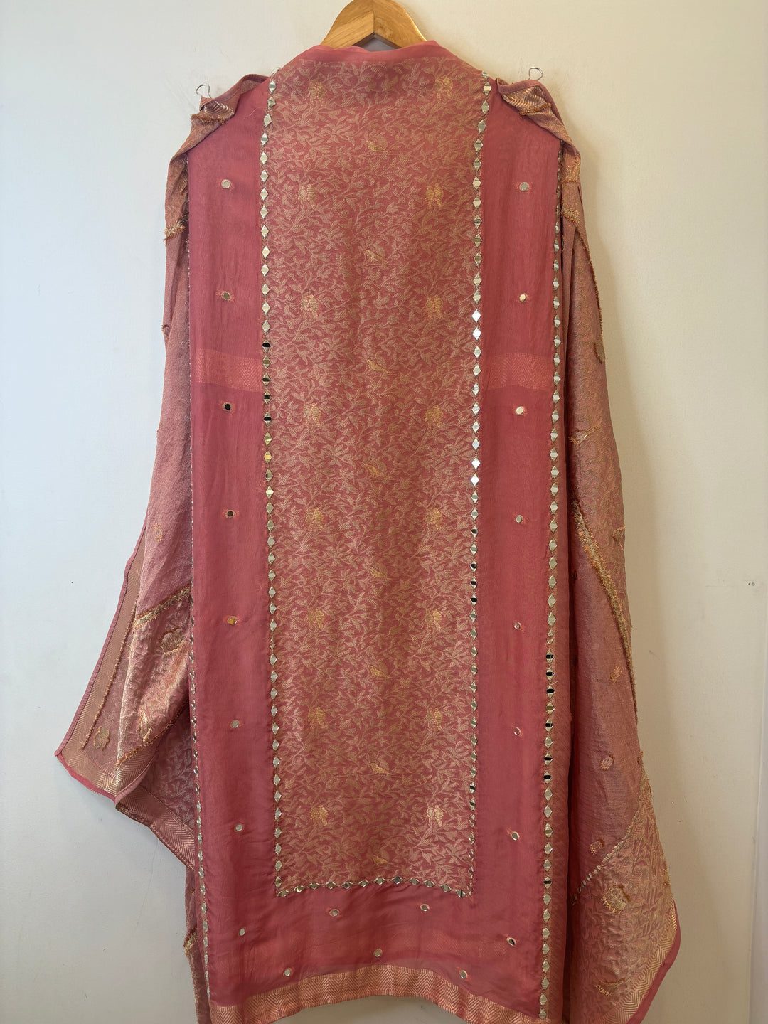Zeenat – Banarasi Tissue Organza Suit