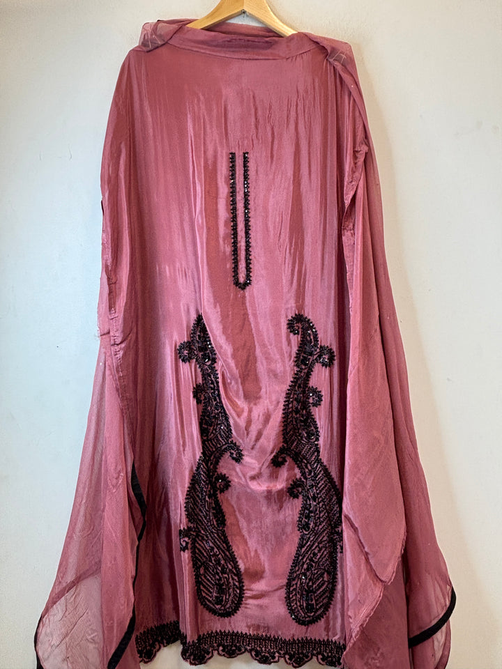 Aaira – Silk Organza Handwork Suit DBPY901