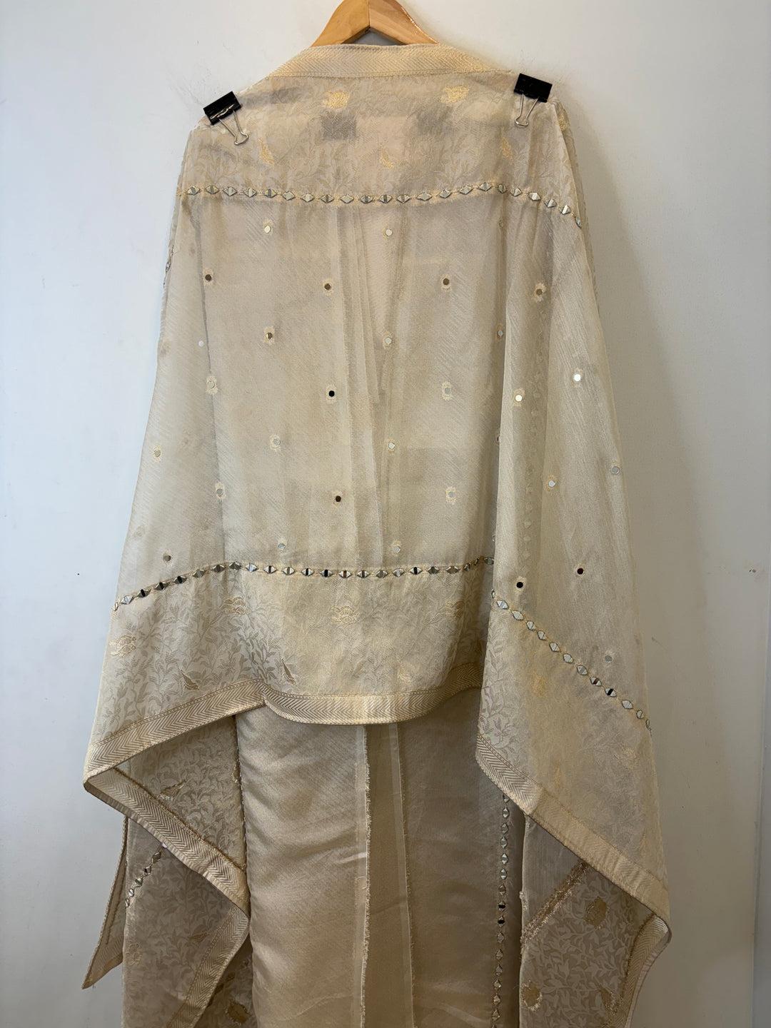 Zeenat – Banarasi Tissue Organza Suit