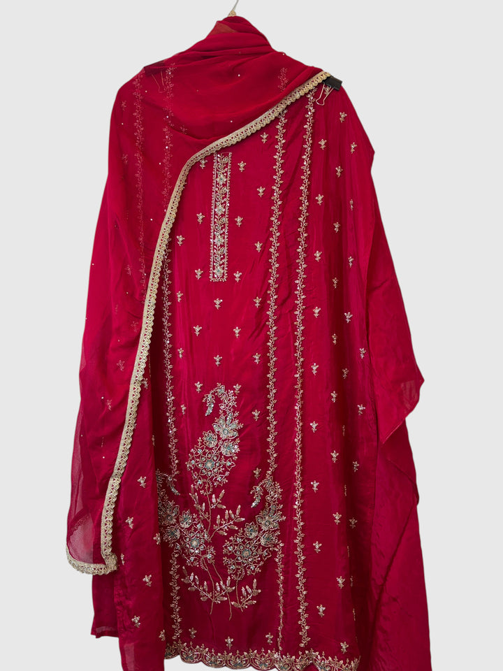 Aaira – Rust Silk Organza Handwork Suit